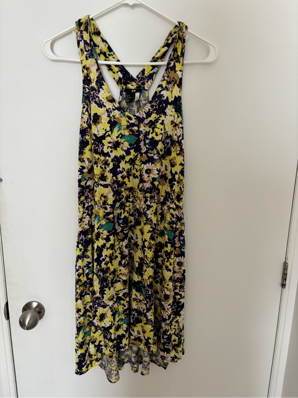 H&M Yellow Floral Sleeveless V-Neck Dress with Purple Accents - Size Med